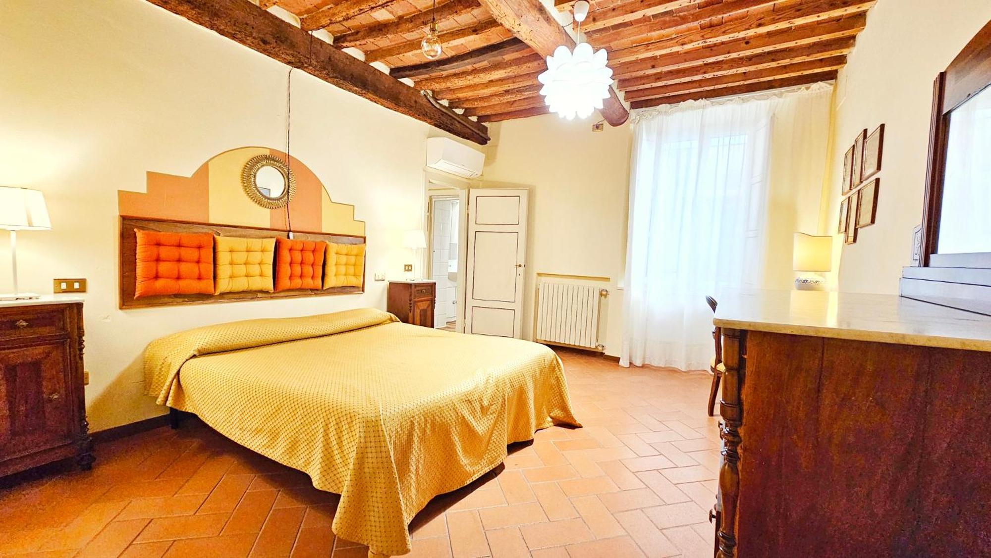 Apartment Walls Dream - Air Cond - Wi-fi - Panoramic In Front Of The Historical Walls - *